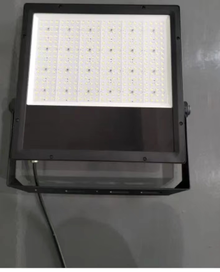 Outdoor lights